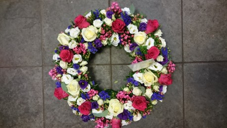 Wreath 16